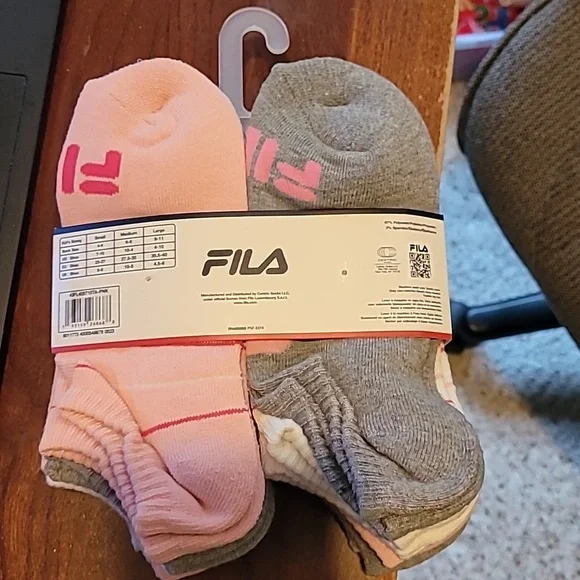 10 pack no show socks - Picture 2 of 6